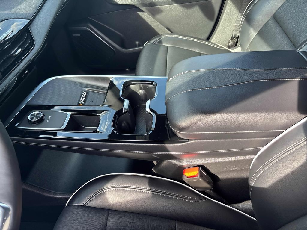 Used 2025 Buick Enclave Preferred image 18