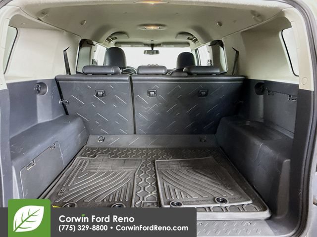 Used 2010 Toyota FJ Cruiser 4WD image 22