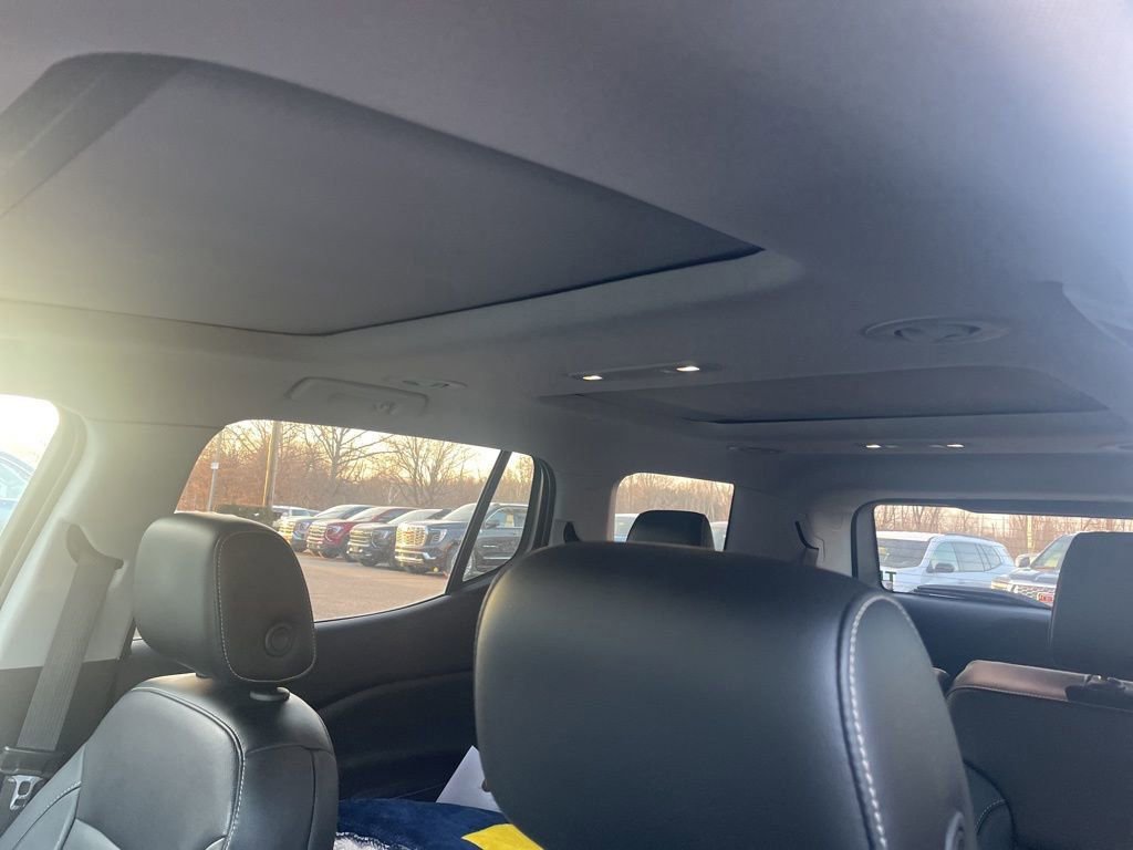 Used 2019 GMC Acadia SLT w/ Black Edition video 2