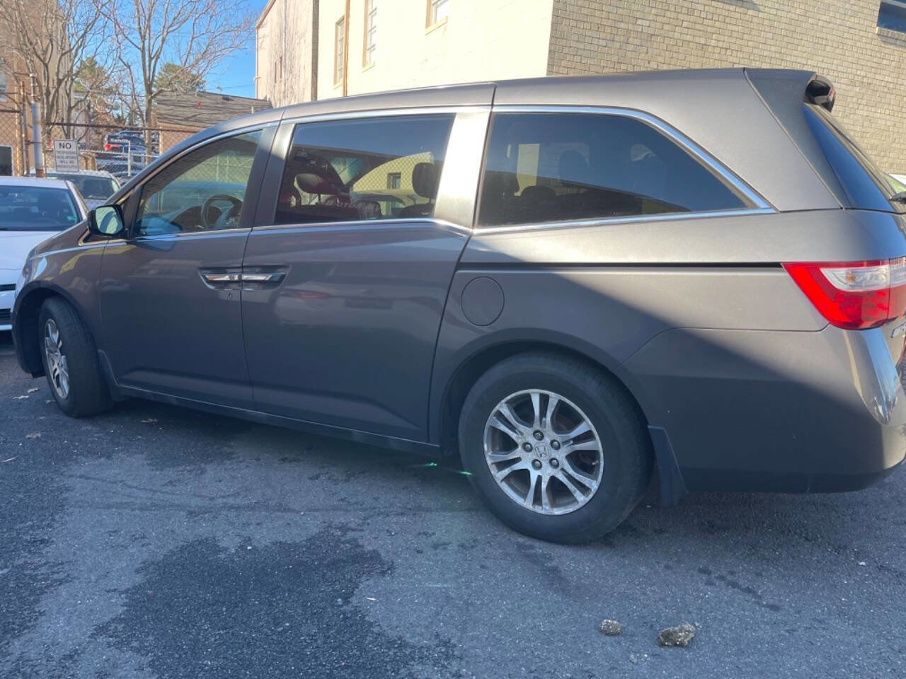 Used 2012 Honda Odyssey EX image 8
