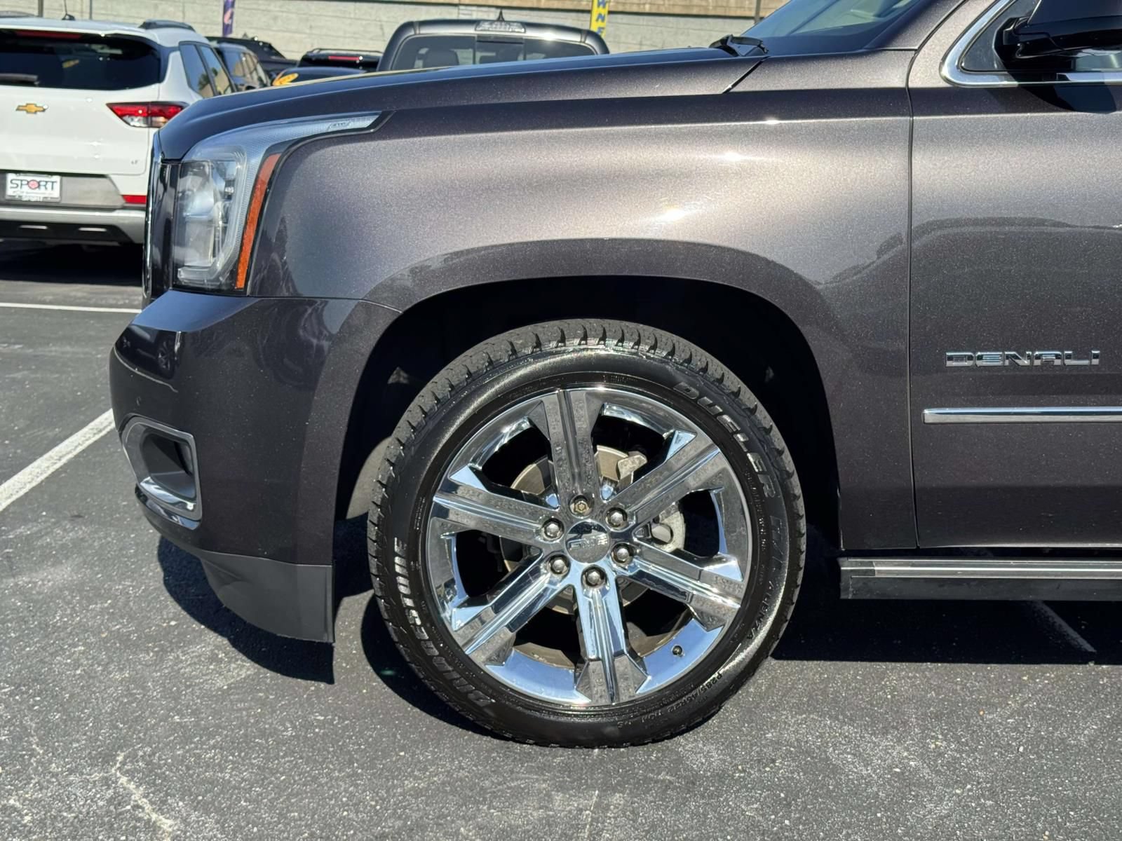 Used 2017 GMC Yukon XL Denali w/ Open Road Package AWD/4WD image 29
