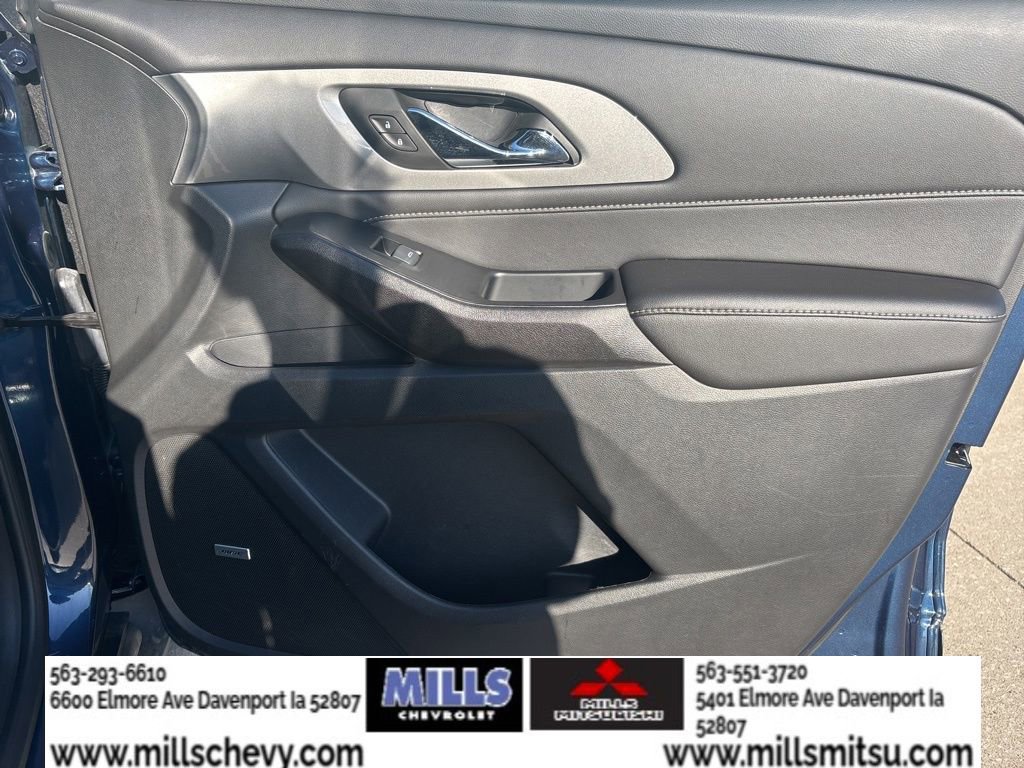 Used 2023 Chevrolet Traverse LT w/ LT Premium Package AWD/4WD image 19