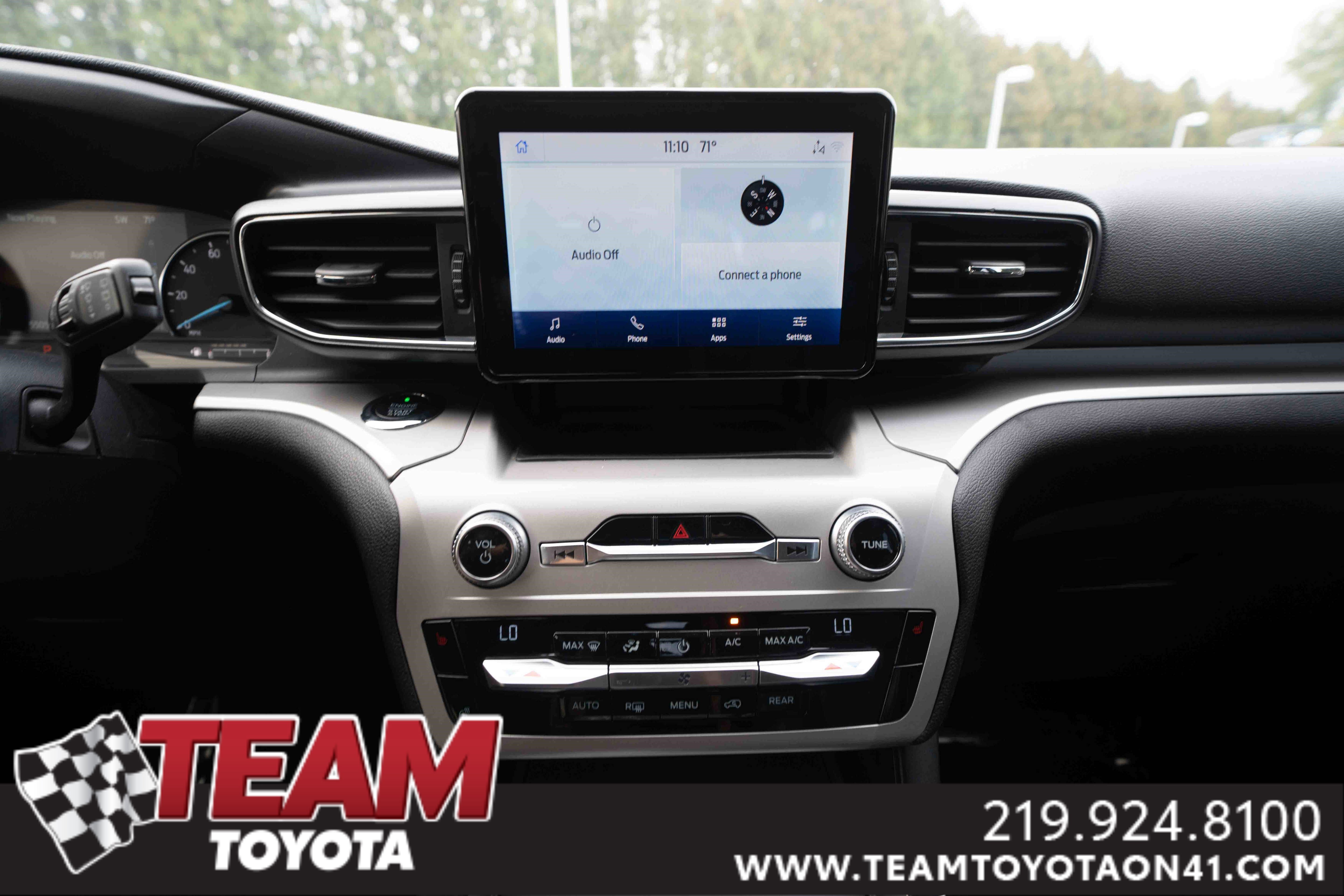 Used 2020 Ford Explorer XLT w/ Equipment Group 202A image 17