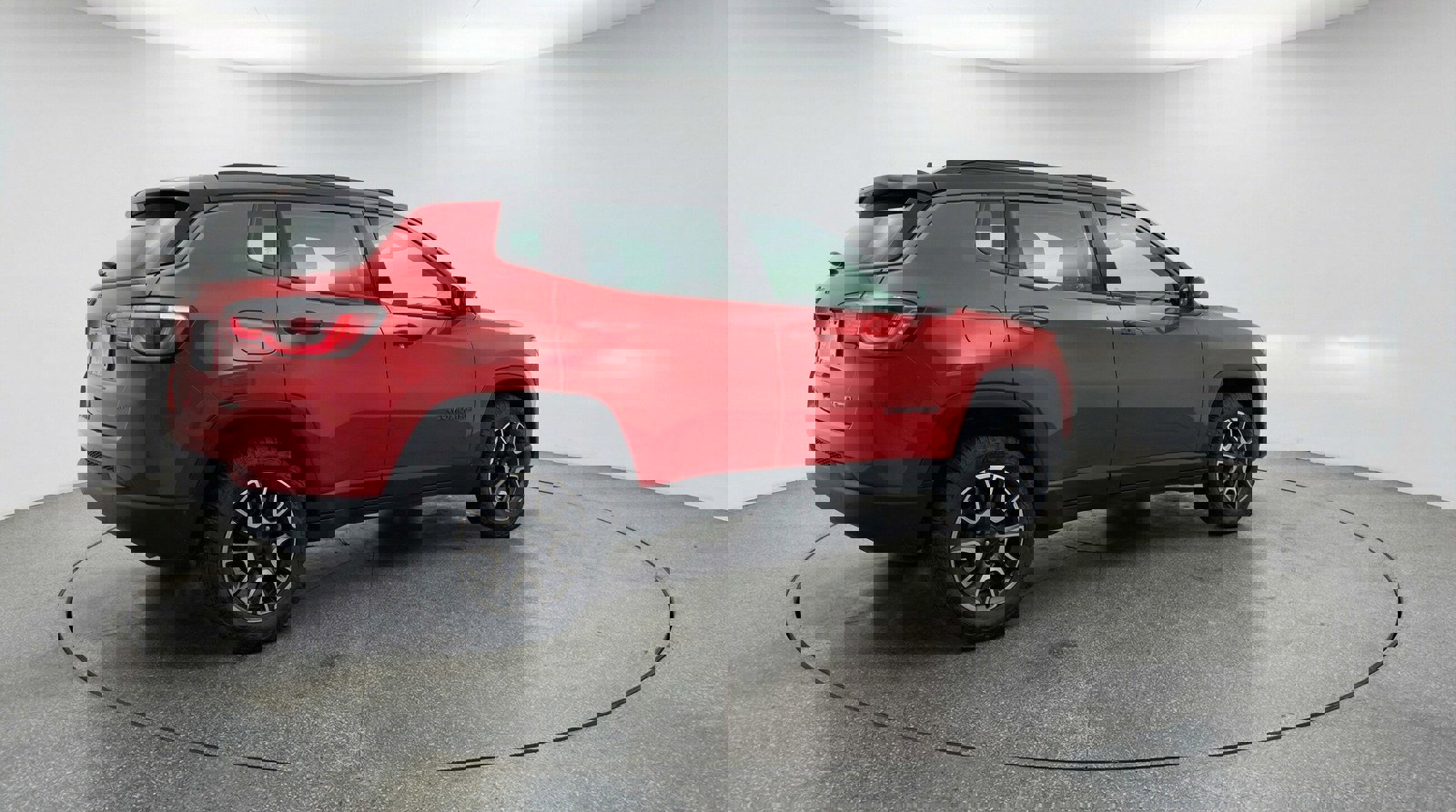 Used 2025 Jeep Compass Trailhawk image 7