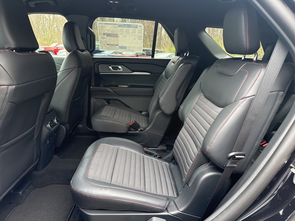 New 2026 Ford Explorer ST-Line AWD/4WD image 31