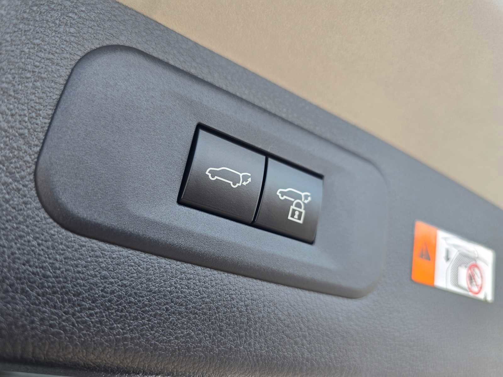 New 2026 Lexus TX 500h AWD image 19