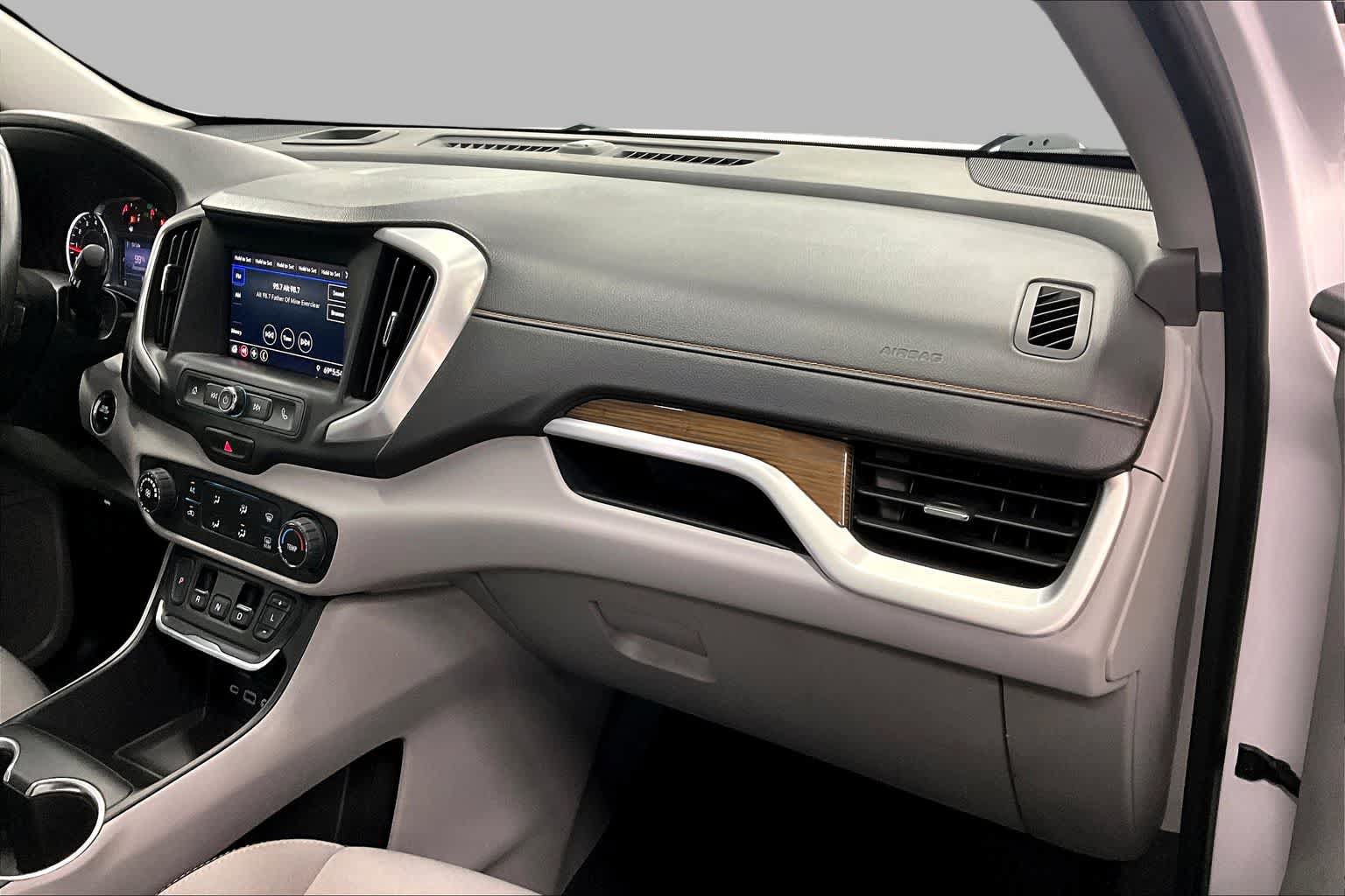Used 2020 GMC Terrain SLE FWD image 19