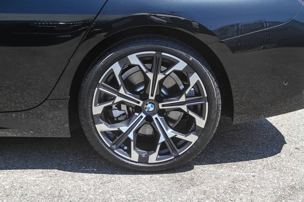 Used 2025 BMW 330i Sedan RWD image 8