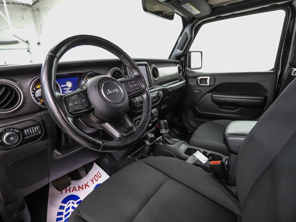 Used 2021 Jeep Wrangler Unlimited Sport AWD/4WD image 10