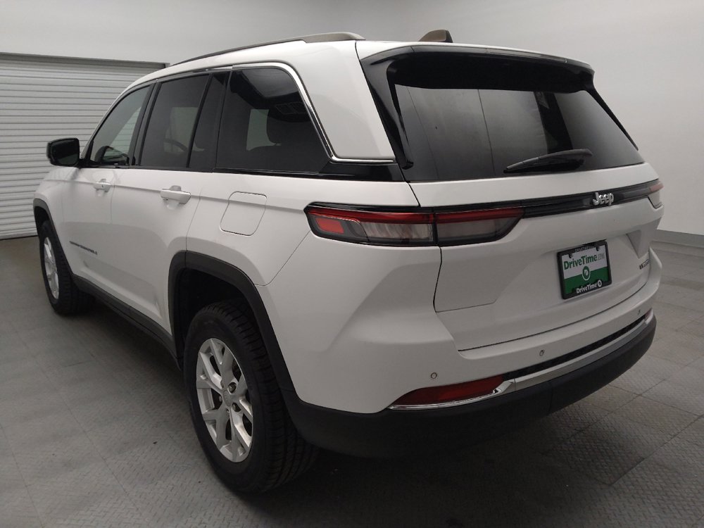 Used 2023 Jeep Grand Cherokee Limited RWD image 5