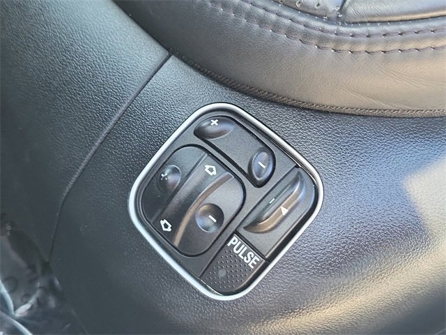 Used 2005 Mercedes-Benz SL 65 AMG image 24