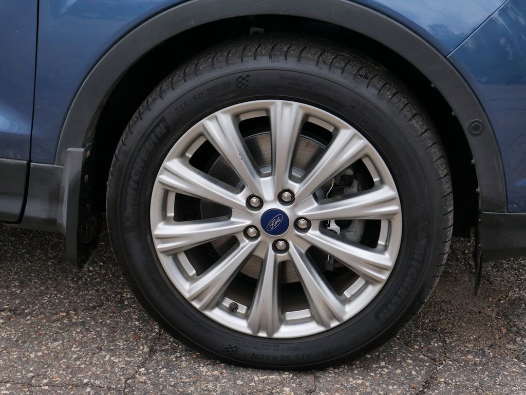 Certified 2018 Ford Escape Titanium AWD/4WD image 7