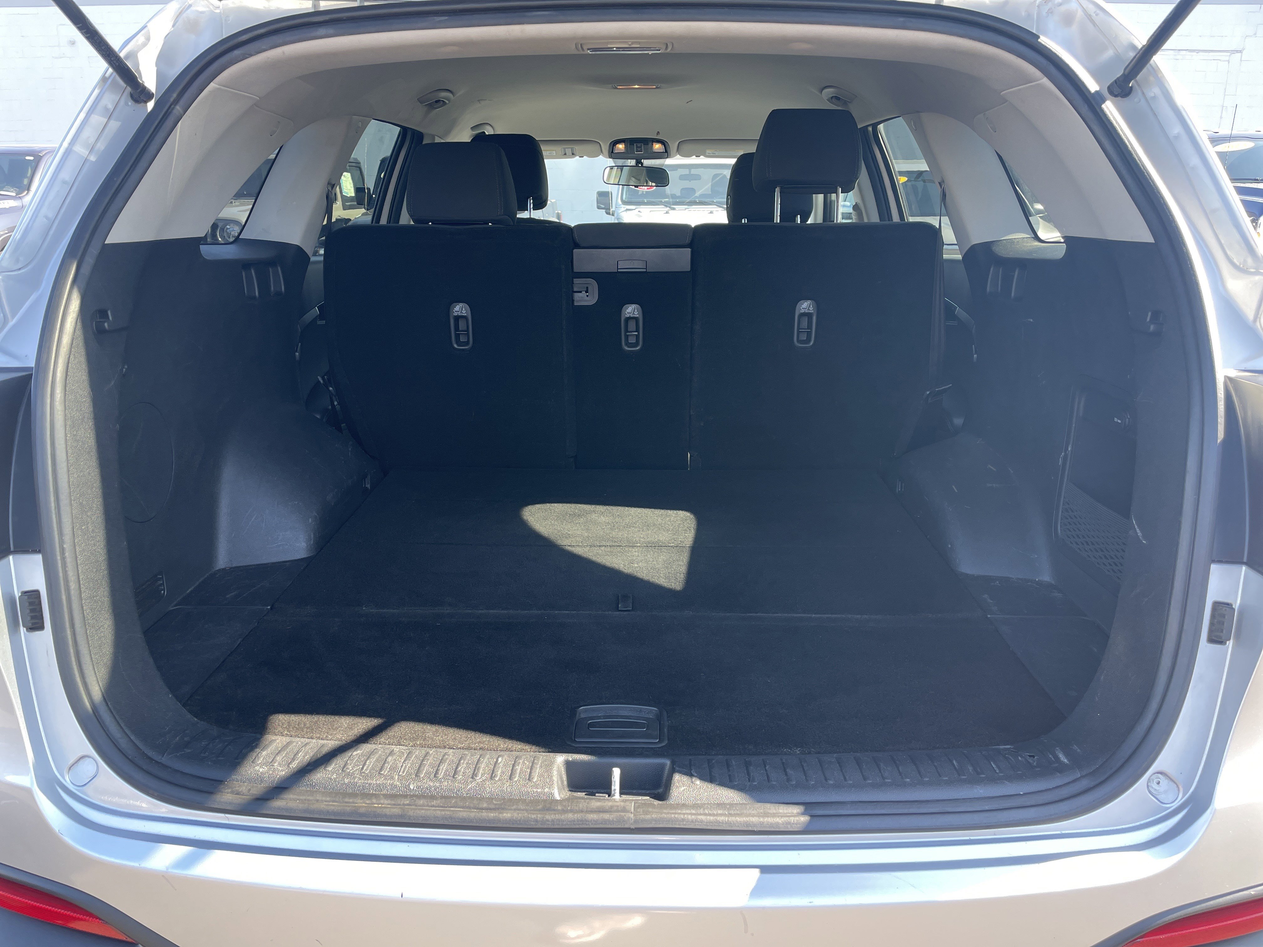 Used 2017 Kia Sorento LX image 25