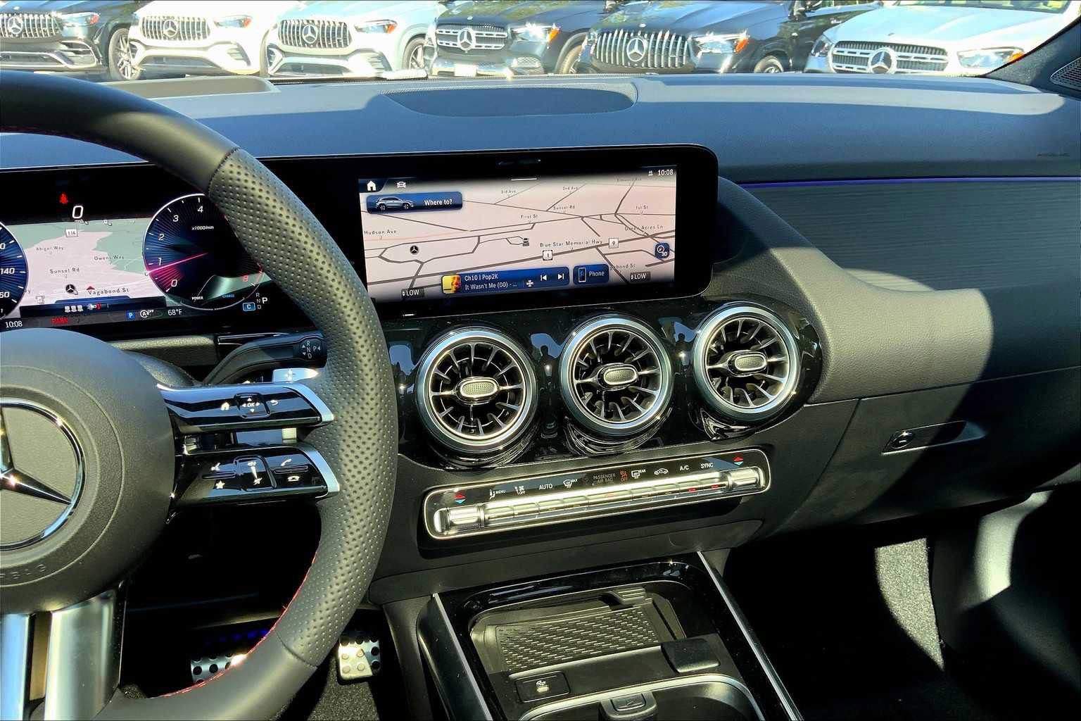 Certified 2026 Mercedes-Benz GLA 250 4MATIC image 6