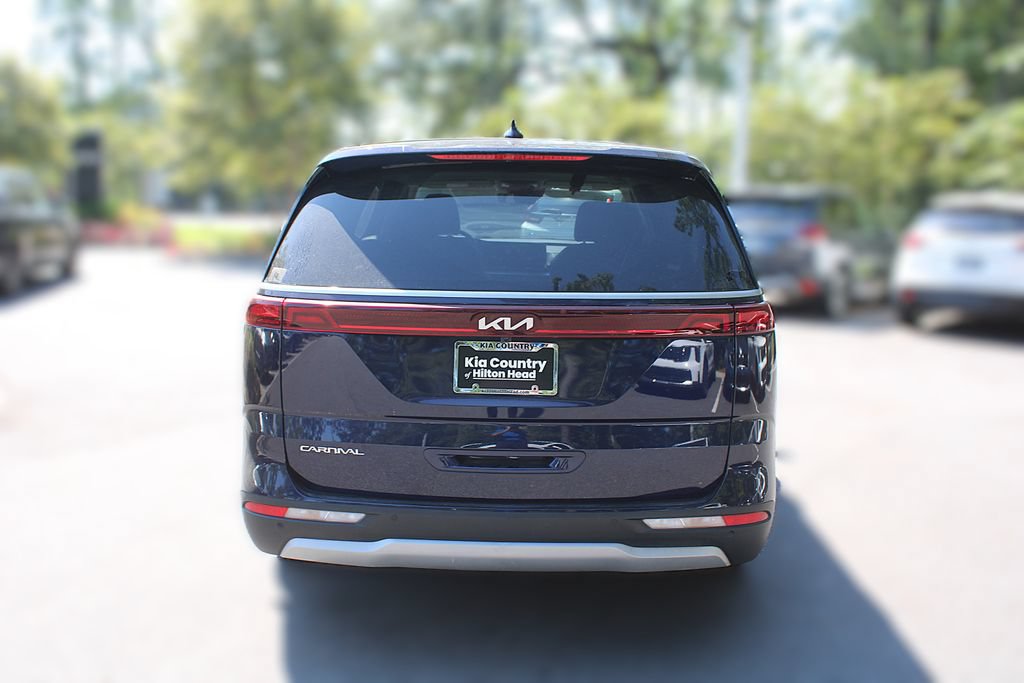 Certified 2024 Kia Carnival LX FWD image 11