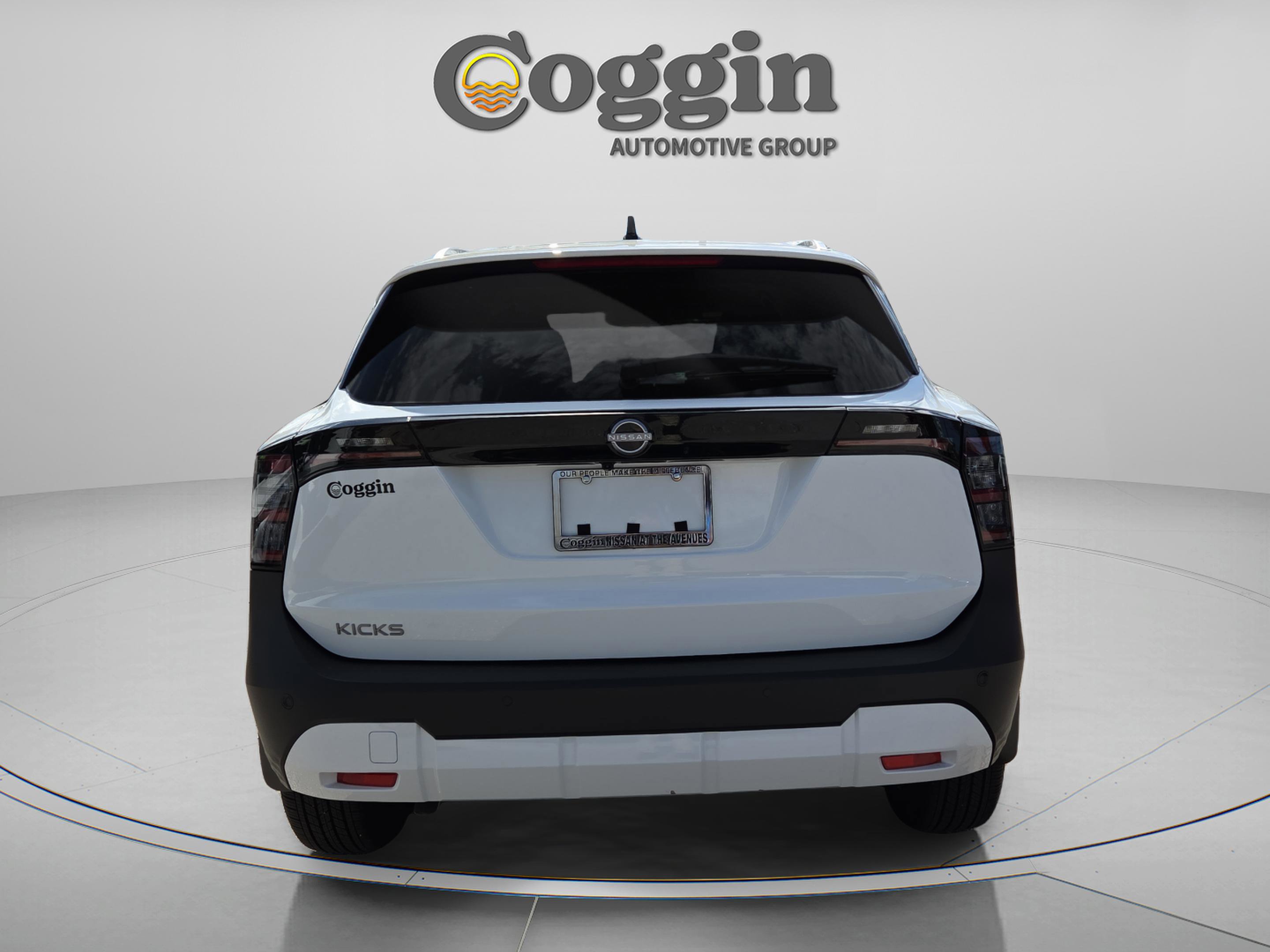 New 2026 Nissan Kicks SV image 4