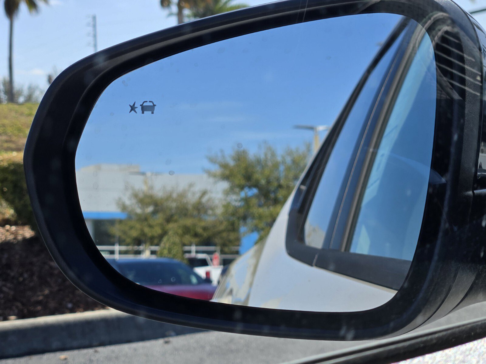 New 2026 Chevrolet Trax RS w/ Sunroof Package image 13