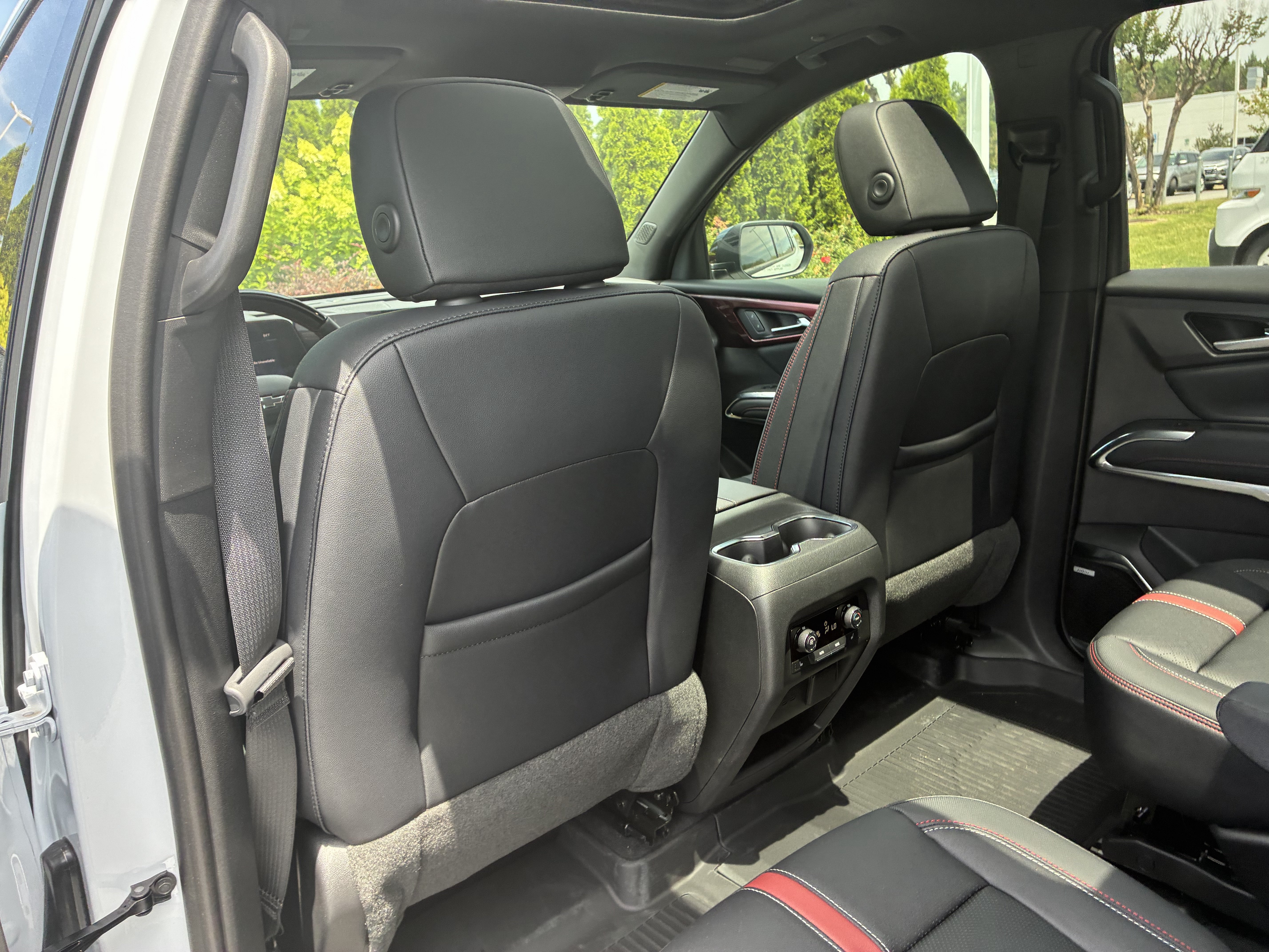 New 2026 Chevrolet Traverse RS FWD image 16