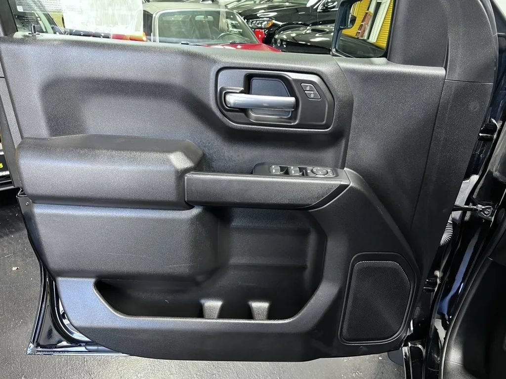 Used 2023 Chevrolet Silverado 1500 Custom w/ LPO, Dark Essentials Package RWD image 22