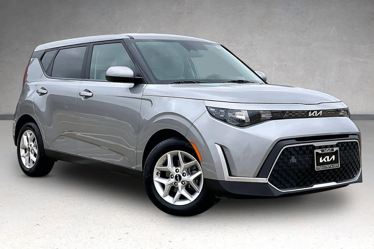 Certified 2023 Kia Soul LX w/ LX Technology Package image 20