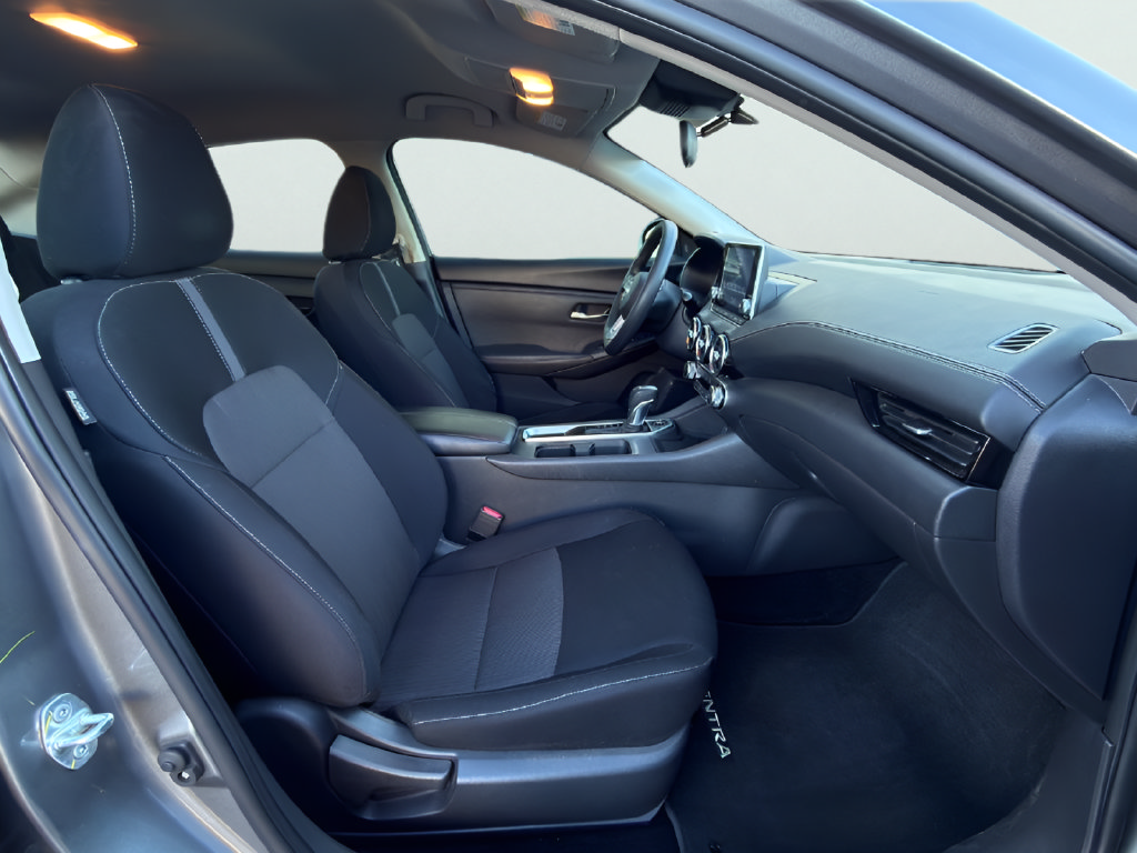 Used 2024 Nissan Sentra SV FWD image 18