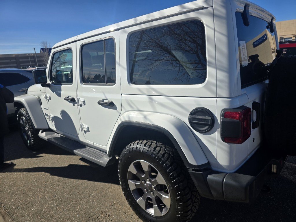 Used 2018 Jeep Wrangler Unlimited Sahara w/ Cold Weather Group image 12