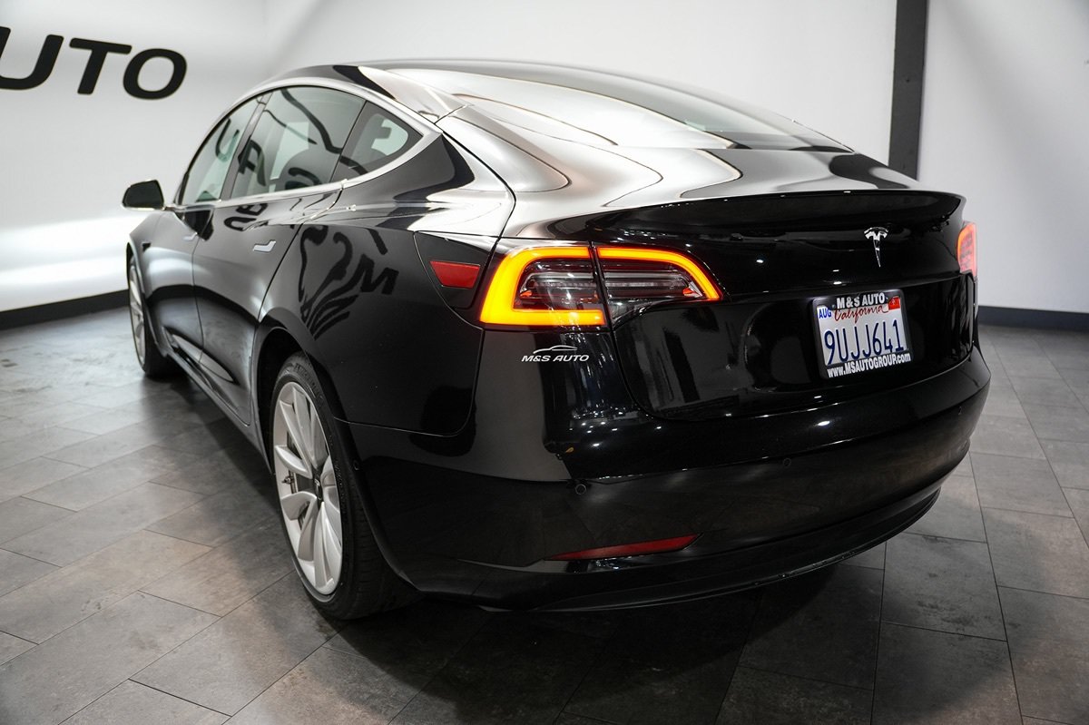 Used 2018 Tesla Model 3 Long Range RWD image 21