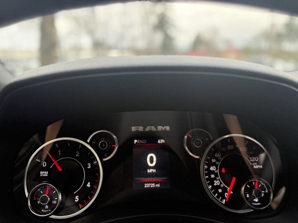 Used 2024 RAM 2500 Laramie w/ Safety Group image 32