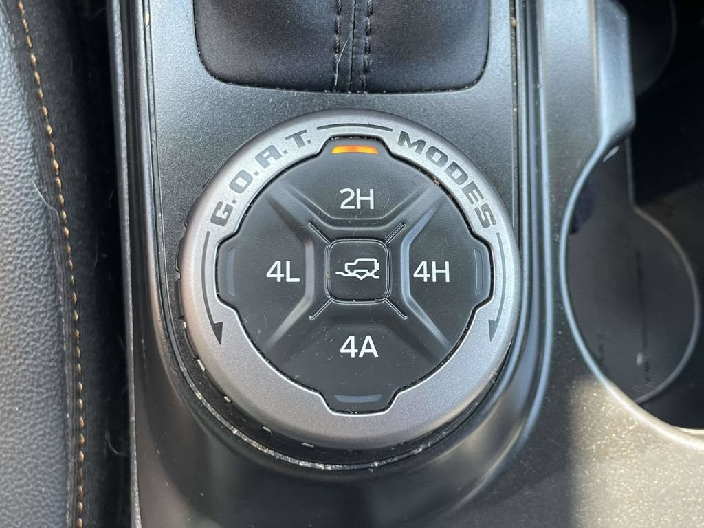 Used 2023 Ford Bronco Badlands w/ Sasquatch Package AWD/4WD image 40