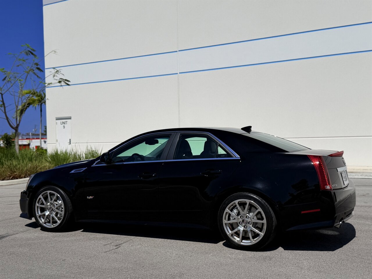 Used 2010 Cadillac CTS V w/ Wood Trim Package RWD image 25