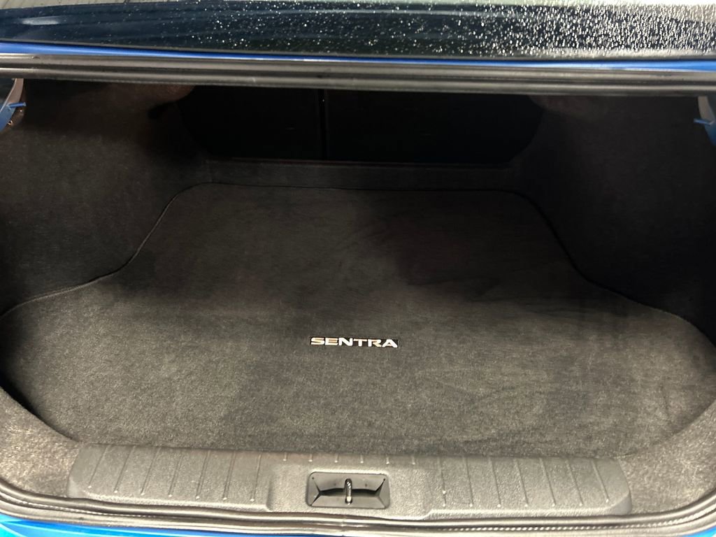 Used 2025 Nissan Sentra SV image 22
