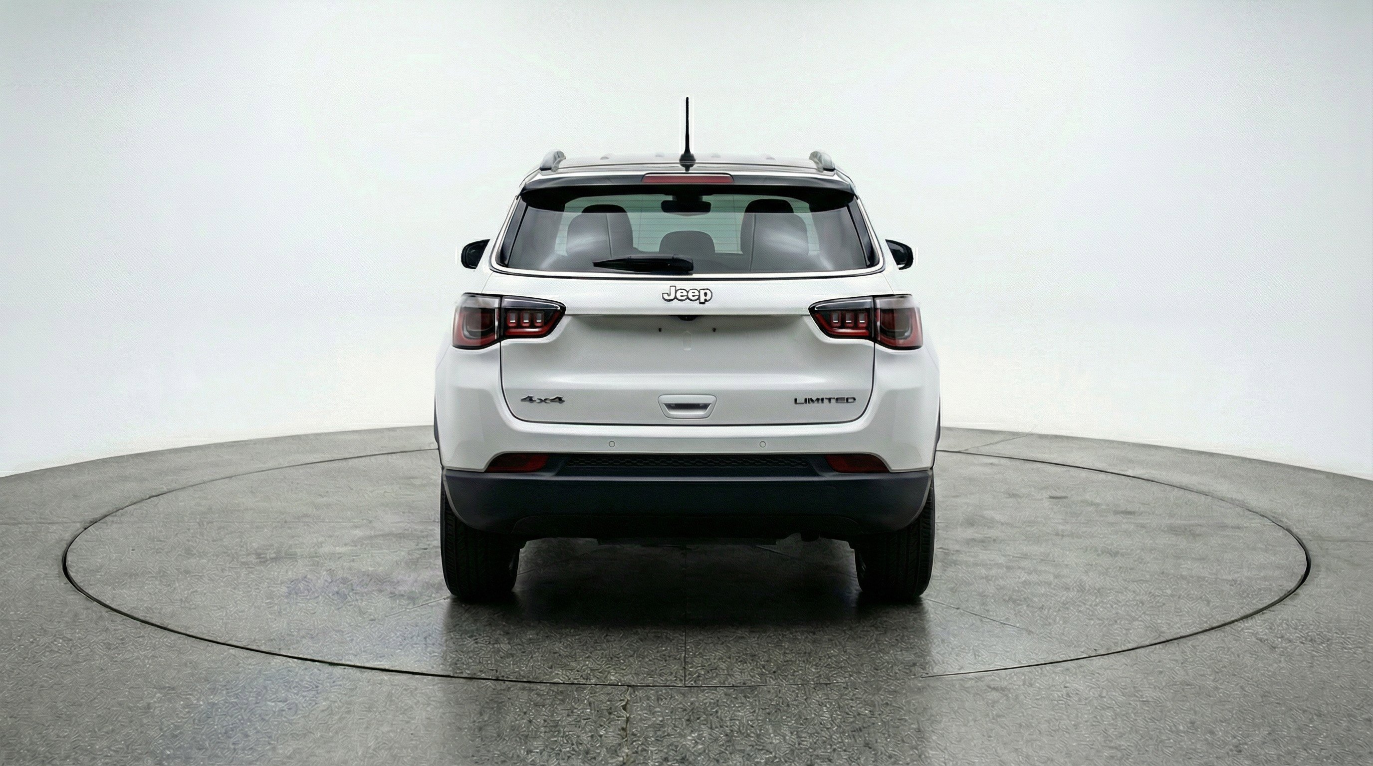Used 2025 Jeep Compass Limited AWD/4WD image 7