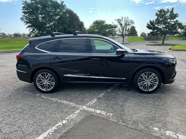 Used 2023 Acura MDX w/ Advance Package AWD/4WD image 12