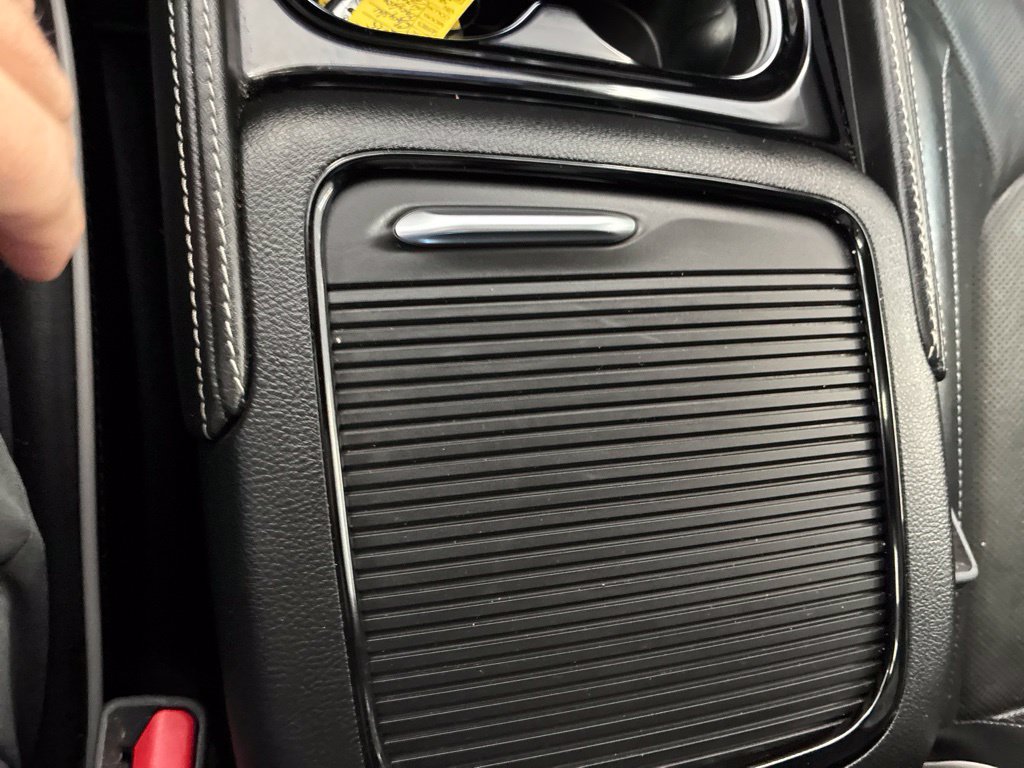 Certified 2025 Chrysler Pacifica Limited FWD image 63