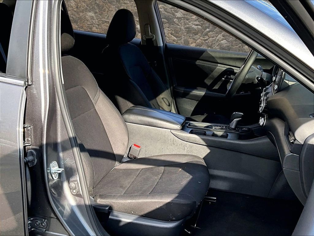Used 2025 Nissan Sentra S FWD image 5