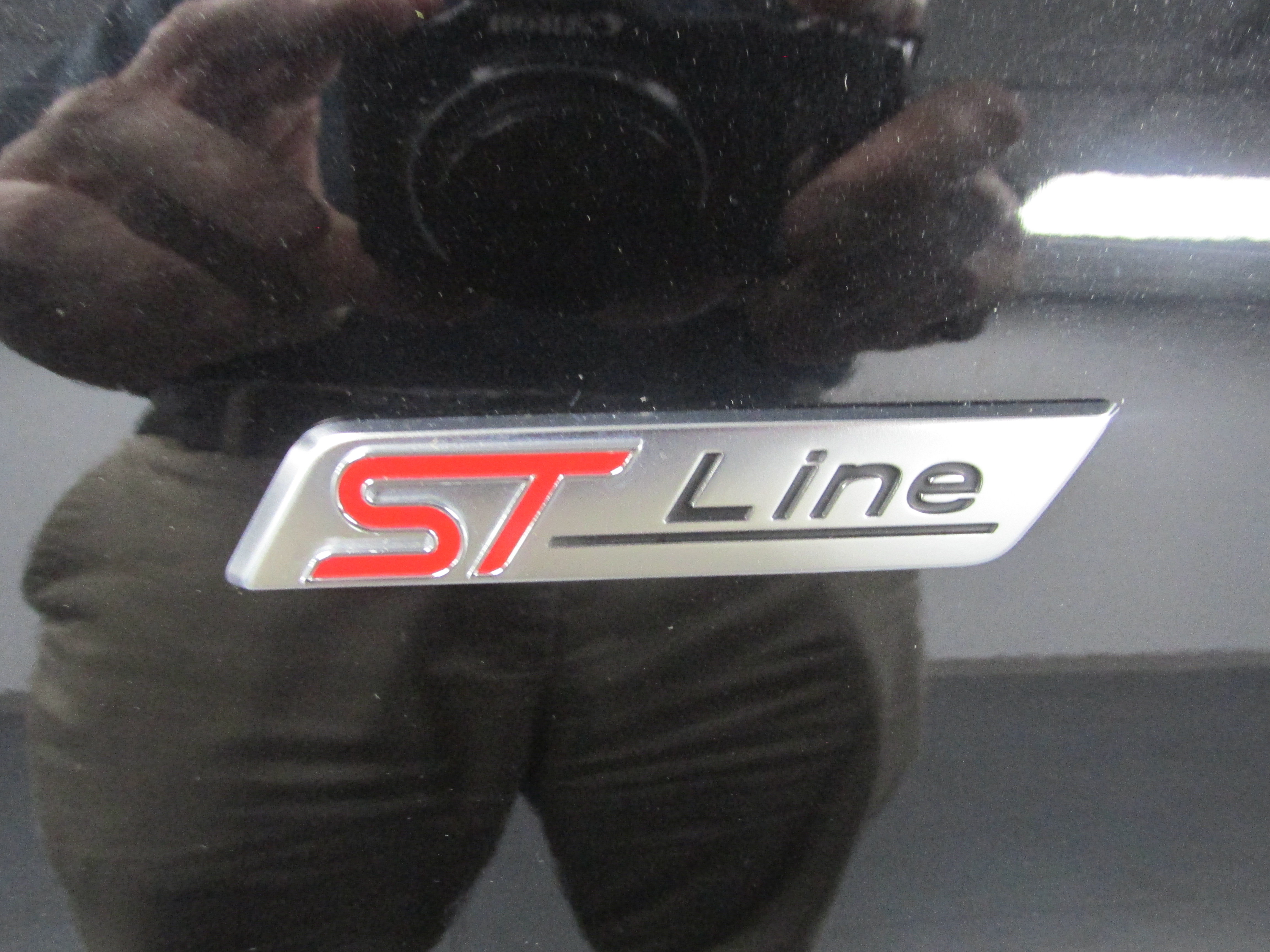 Used 2023 Ford Escape ST-Line w/ Tech Pack #1 AWD/4WD image 19