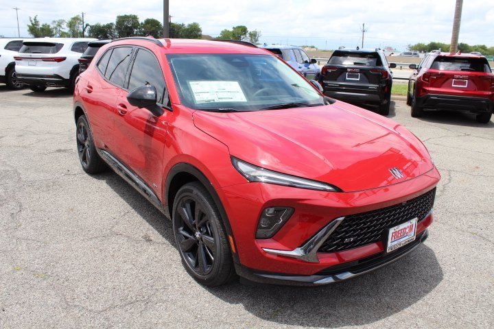 New 2025 Buick Envision Sport Touring image 7