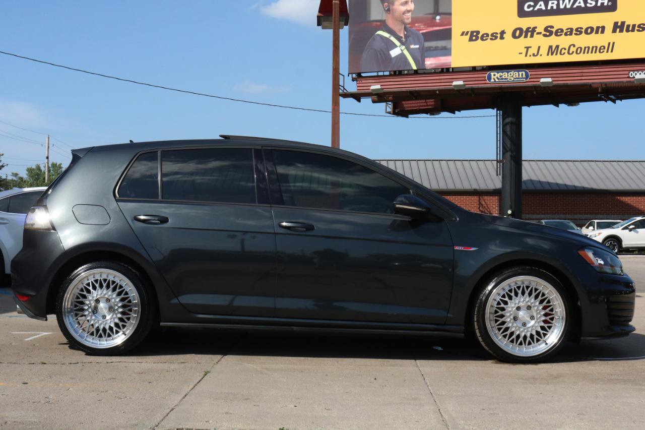 Used 2015 Volkswagen GTI SE w/ Lighting Package (SEL) FWD image 8
