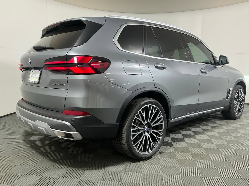 New 2026 BMW X5 xDrive40i w/ Climate Comfort Package AWD/4WD image 5