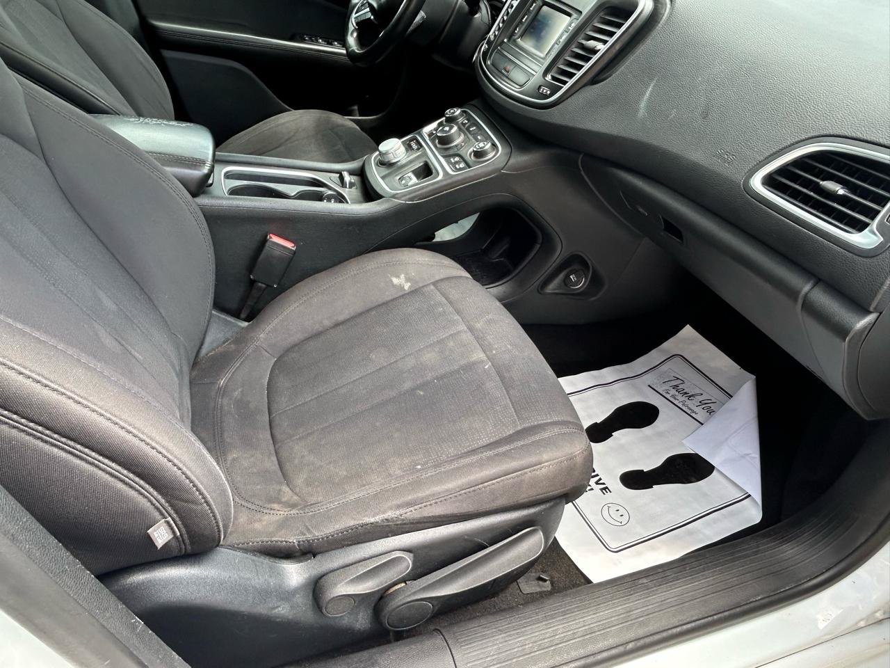 Used 2015 Chrysler 200 Limited w/ Convenience Group FWD image 12