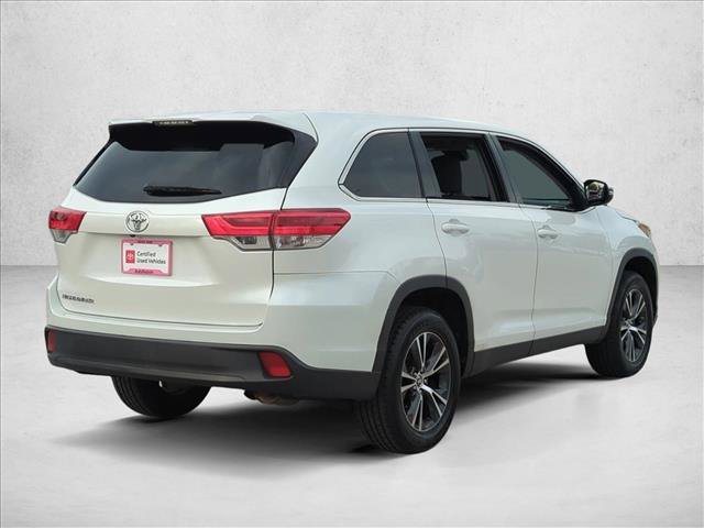 Certified 2019 Toyota Highlander LE FWD image 5