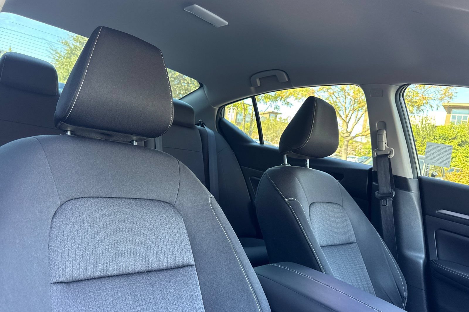 Used 2022 Nissan Altima 2.5 SV FWD image 17