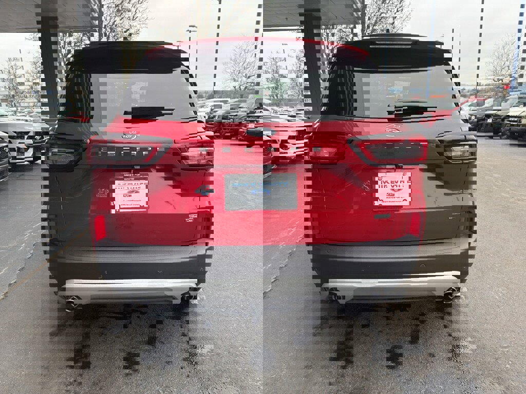 New 2025 Ford Escape SE image 5