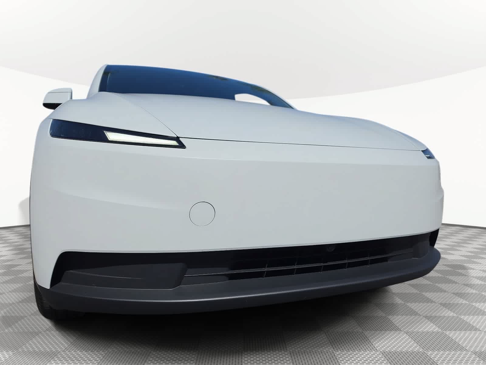 Used 2026 Tesla Model Y 2WD image 6