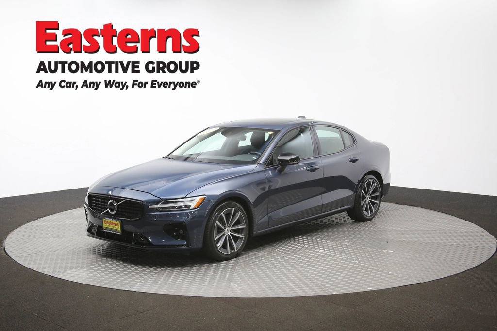 Used 2022 Volvo S60 B5 Momentum image 55
