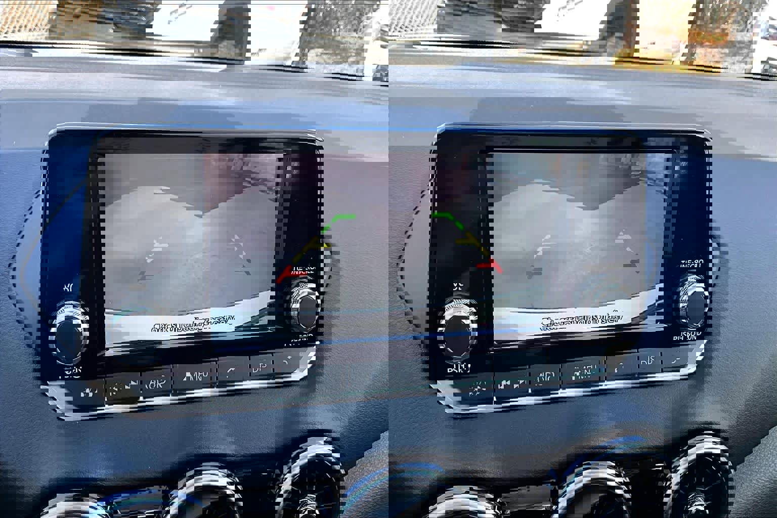 Used 2025 Nissan Sentra S image 25