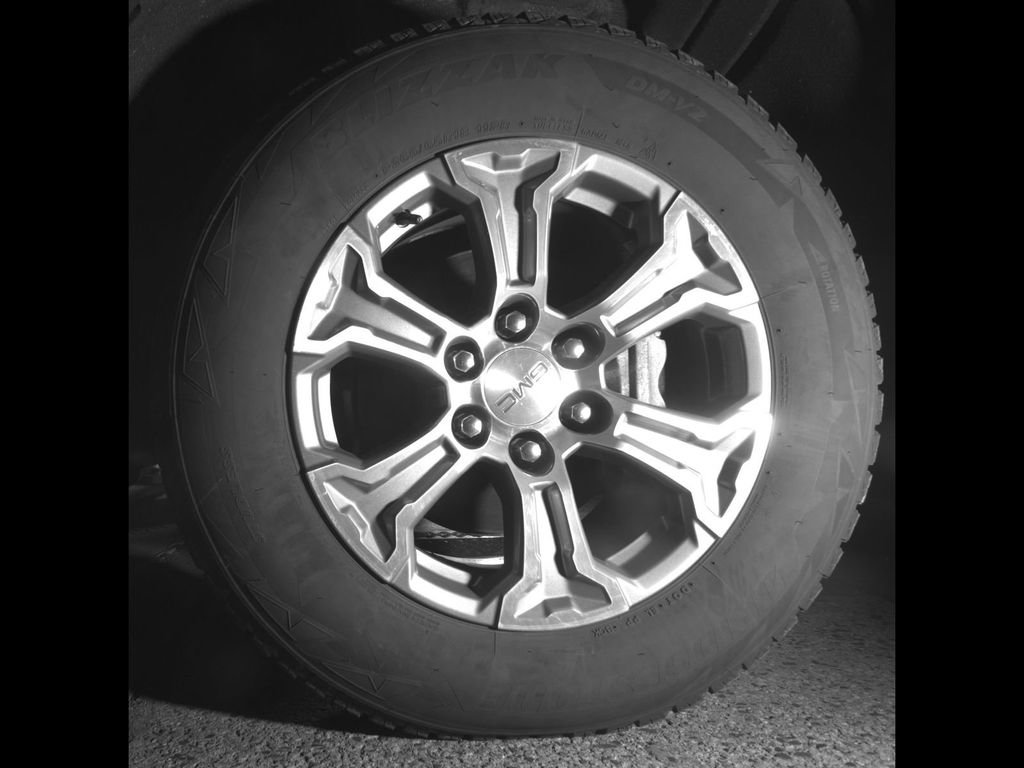 Used 2020 GMC Sierra 1500 SLE w/ SLE Value Package image 11