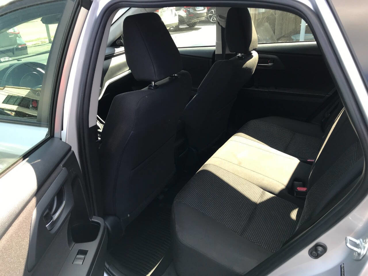 Used 2017 Toyota Corolla iM image 9