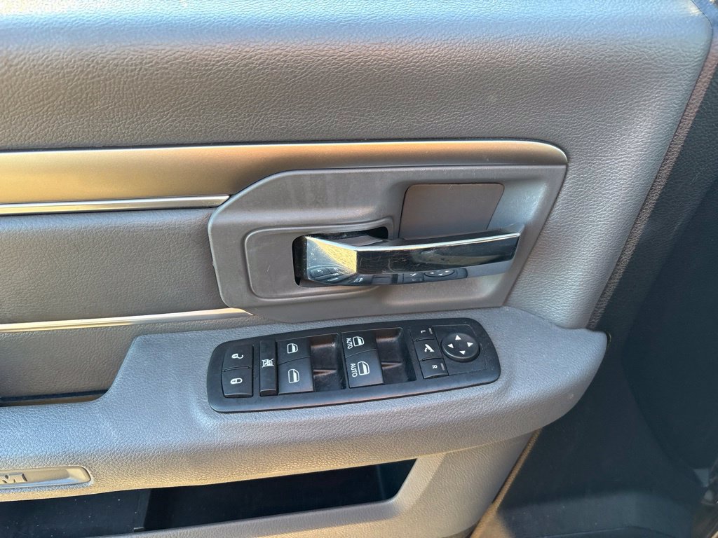 Used 2017 RAM 1500 Big Horn AWD/4WD image 17
