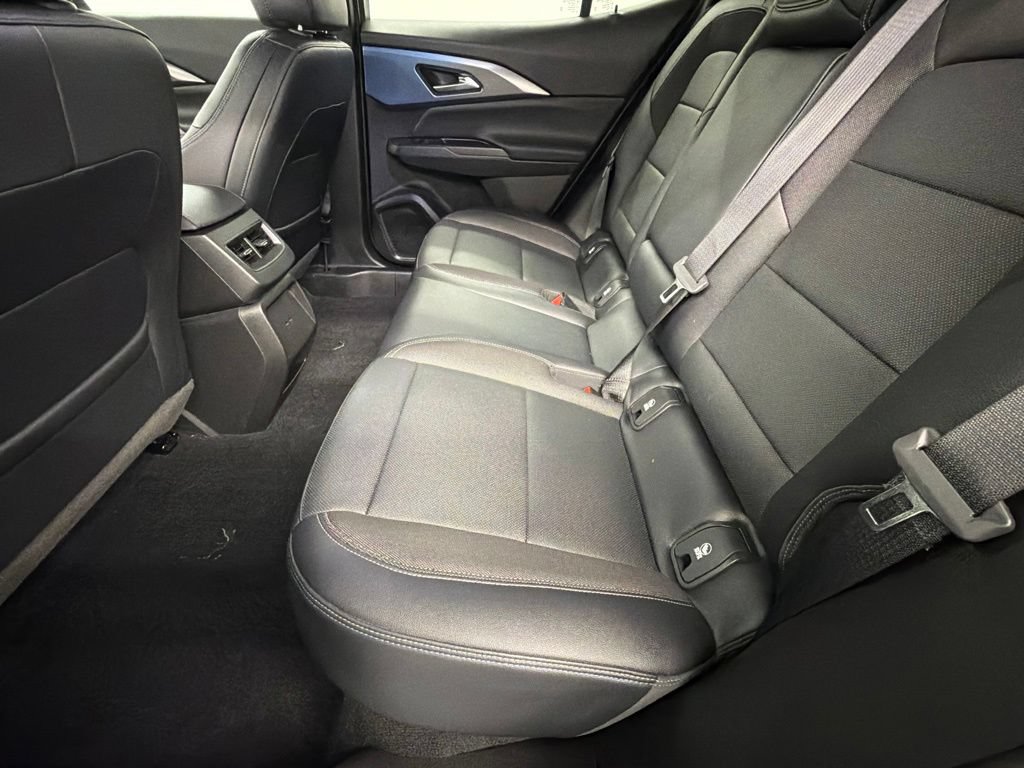 Used 2024 Chevrolet Equinox EV LT FWD image 37
